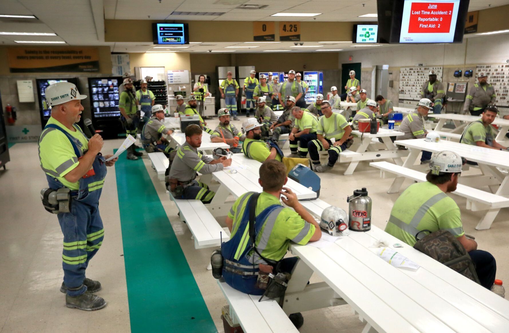 Prairie State Energy Campus, 1630 megawatt coal-fired power plant in Marissa